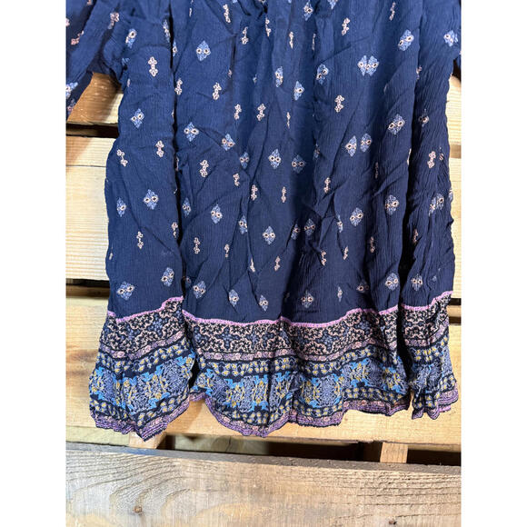 Xhilaration Women's Navy Blue Cold Shoulder Top XXL - Picture 2 of 4